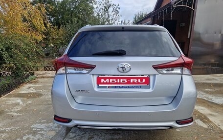 Toyota Auris II, 2018 год, 1 950 000 рублей, 2 фотография