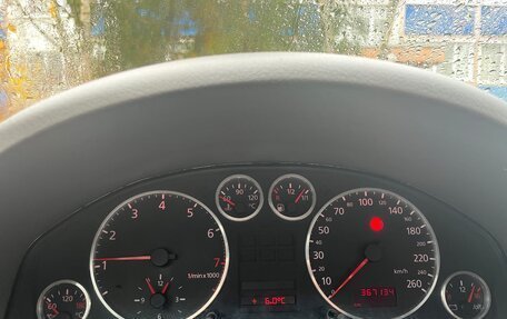 Audi A6, 1998 год, 400 000 рублей, 11 фотография