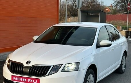 Skoda Octavia, 2018 год, 950 000 рублей, 2 фотография