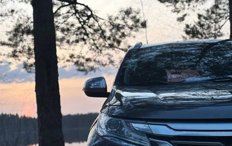 Mitsubishi Pajero Sport III рестайлинг, 2017 год, 3 000 000 рублей, 7 фотография