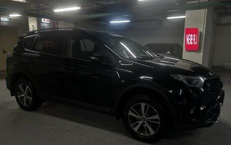 Toyota RAV4, 2017 год, 2 100 000 рублей, 3 фотография