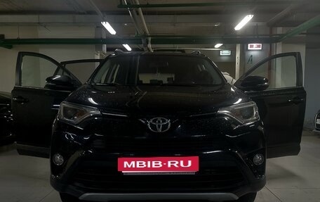 Toyota RAV4, 2017 год, 2 100 000 рублей, 15 фотография