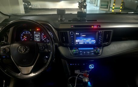 Toyota RAV4, 2017 год, 2 100 000 рублей, 20 фотография