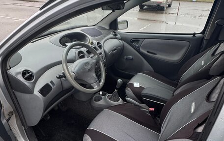 Toyota Echo, 2001 год, 250 000 рублей, 11 фотография