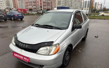 Toyota Echo, 2001 год, 250 000 рублей, 1 фотография