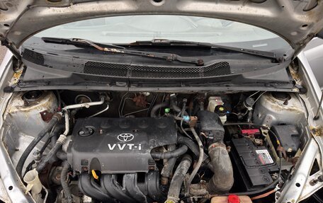 Toyota Echo, 2001 год, 250 000 рублей, 16 фотография