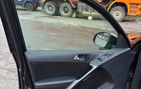 Volkswagen Tiguan I, 2009 год, 899 000 рублей, 24 фотография