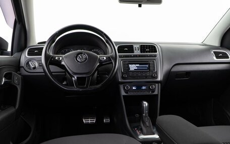 Volkswagen Polo VI (EU Market), 2016 год, 1 026 315 рублей, 6 фотография