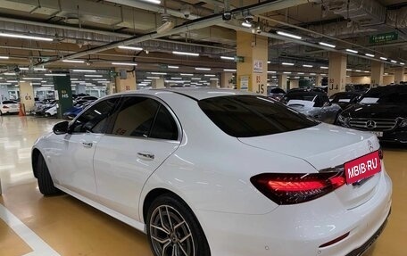 Mercedes-Benz E-Класс, 2021 год, 5 100 000 рублей, 4 фотография