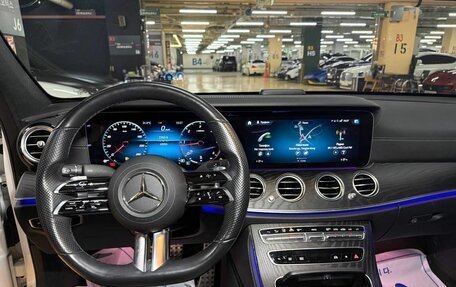 Mercedes-Benz E-Класс, 2021 год, 5 100 000 рублей, 5 фотография