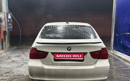 BMW 3 серия, 2010 год, 910 000 рублей, 4 фотография