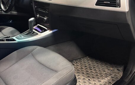 BMW 3 серия, 2010 год, 910 000 рублей, 12 фотография