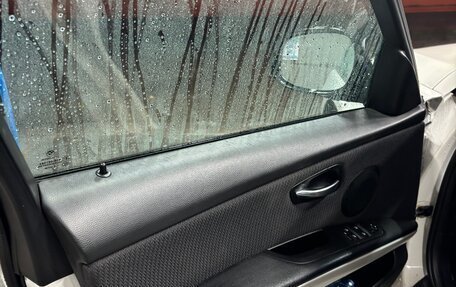 BMW 3 серия, 2010 год, 910 000 рублей, 11 фотография