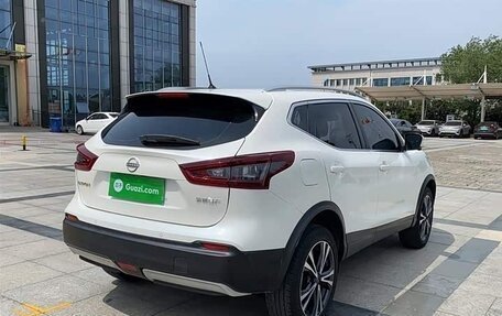 Nissan Qashqai, 2023 год, 2 200 000 рублей, 6 фотография