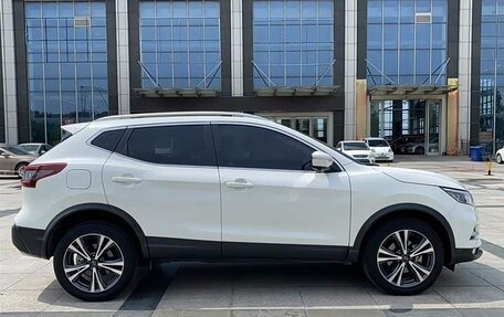 Nissan Qashqai, 2023 год, 2 200 000 рублей, 5 фотография