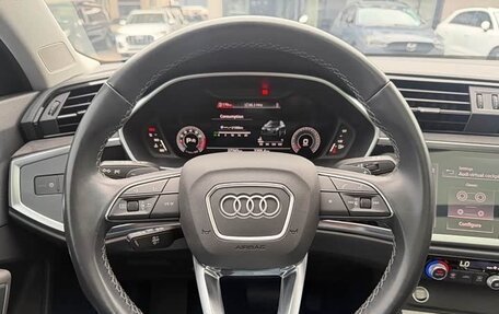 Audi Q3, 2022 год, 2 800 000 рублей, 7 фотография