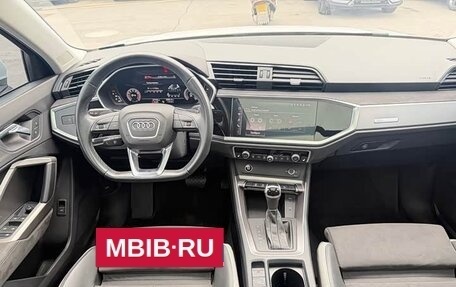 Audi Q3, 2022 год, 2 800 000 рублей, 9 фотография