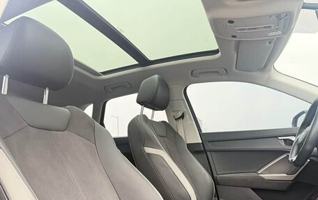 Audi Q3, 2022 год, 2 800 000 рублей, 15 фотография