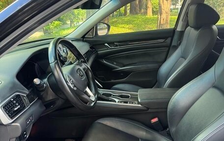 Honda Accord IX рестайлинг, 2021 год, 1 990 000 рублей, 8 фотография