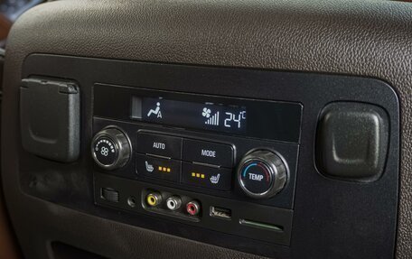 Chevrolet Tahoe IV, 2015 год, 3 799 000 рублей, 26 фотография