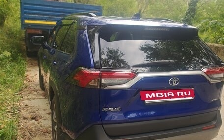 Toyota RAV4, 2021 год, 2 900 000 рублей, 7 фотография