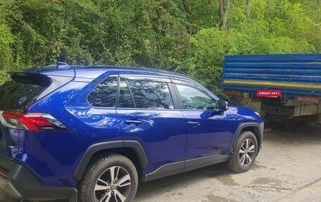 Toyota RAV4, 2021 год, 2 900 000 рублей, 6 фотография