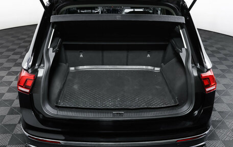 Volkswagen Tiguan II, 2021 год, 3 108 000 рублей, 10 фотография