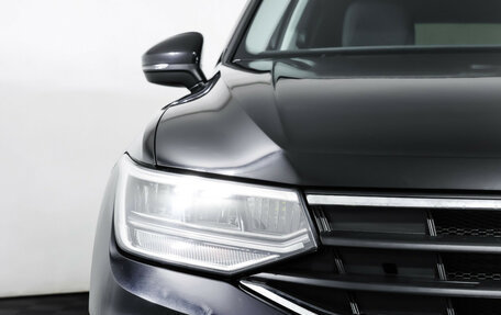 Volkswagen Tiguan II, 2021 год, 3 108 000 рублей, 23 фотография