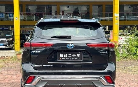 Toyota Highlander, 2022 год, 2 579 000 рублей, 7 фотография