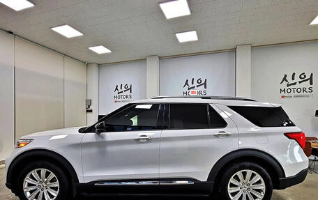 Ford Explorer VI, 2022 год, 3 432 555 рублей, 3 фотография