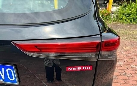 Toyota Highlander, 2022 год, 2 579 000 рублей, 12 фотография