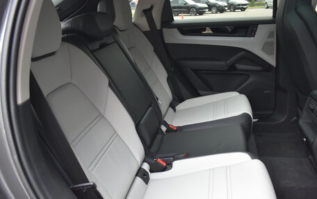 Porsche Cayenne III, 2025 год, 18 990 000 рублей, 16 фотография