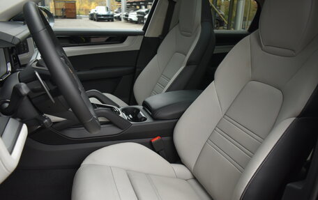 Porsche Cayenne III, 2025 год, 18 990 000 рублей, 15 фотография