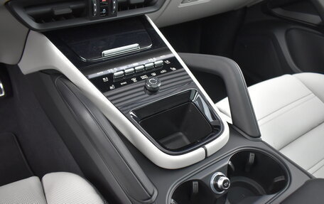 Porsche Cayenne III, 2025 год, 18 990 000 рублей, 22 фотография