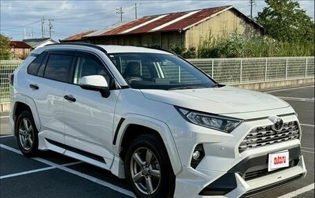 Toyota RAV4, 2021 год, 2 690 007 рублей, 3 фотография