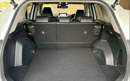 Toyota RAV4, 2021 год, 2 690 007 рублей, 11 фотография