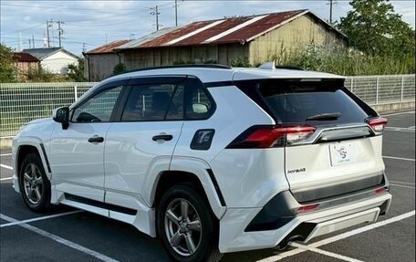 Toyota RAV4, 2021 год, 2 690 007 рублей, 7 фотография