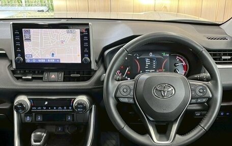 Toyota RAV4, 2021 год, 2 690 007 рублей, 14 фотография