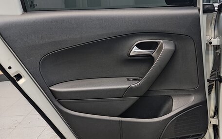 Volkswagen Polo VI (EU Market), 2010 год, 435 000 рублей, 20 фотография