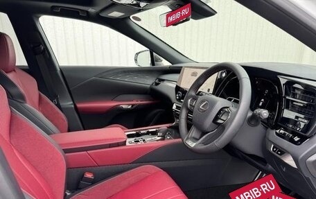 Lexus RX IV рестайлинг, 2024 год, 6 389 555 рублей, 21 фотография