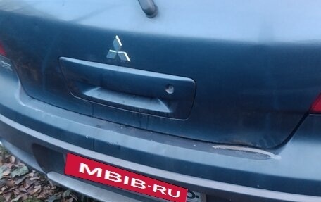 Mitsubishi Outlander III рестайлинг 3, 2008 год, 450 000 рублей, 1 фотография