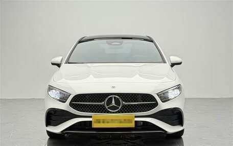 Mercedes-Benz A-Класс, 2025 год, 2 890 000 рублей, 2 фотография