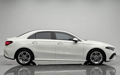 Mercedes-Benz A-Класс, 2025 год, 2 890 000 рублей, 8 фотография