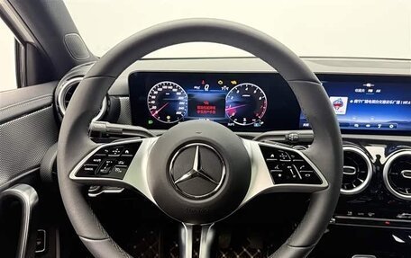 Mercedes-Benz A-Класс, 2025 год, 2 890 000 рублей, 12 фотография