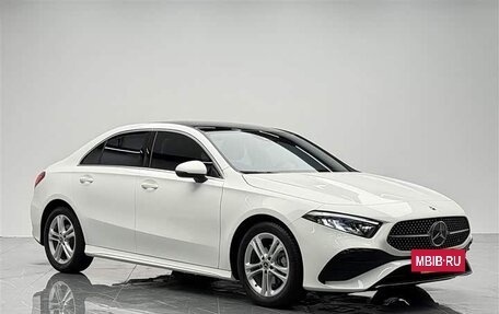 Mercedes-Benz A-Класс, 2025 год, 2 890 000 рублей, 3 фотография