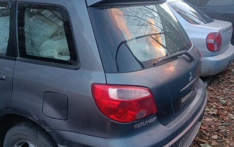 Mitsubishi Outlander III рестайлинг 3, 2008 год, 450 000 рублей, 3 фотография