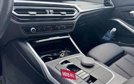 BMW 3 серия, 2022 год, 4 050 000 рублей, 21 фотография