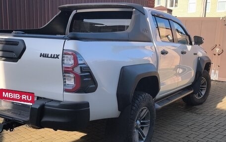 Toyota Hilux VIII, 2018 год, 5 500 000 рублей, 2 фотография