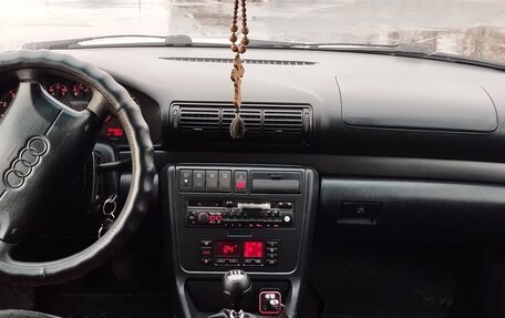 Audi A4, 1994 год, 410 000 рублей, 21 фотография