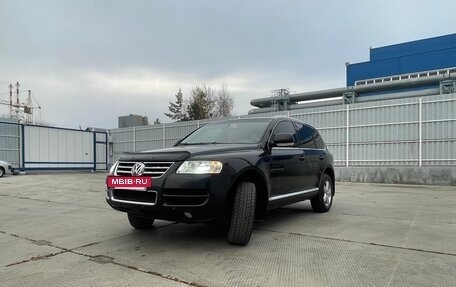 Volkswagen Touareg III, 2004 год, 956 000 рублей, 5 фотография